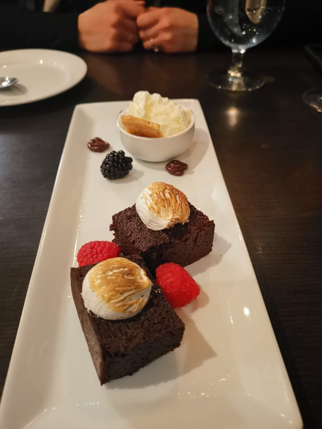 Vivo Ristorante | 18352 Lessard Rd NW, Edmonton, AB T6M 2W8, Canada | Phone: (780) 756-7710
