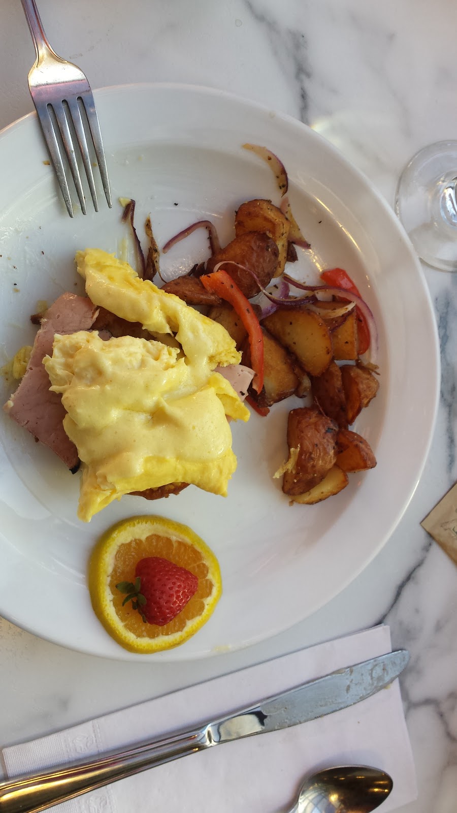 Westerly Restaurant | Coast Westerly Hotel, 1590 Cliffe Ave, Courtenay, BC V9N 2K4, Canada | Phone: (250) 338-2749