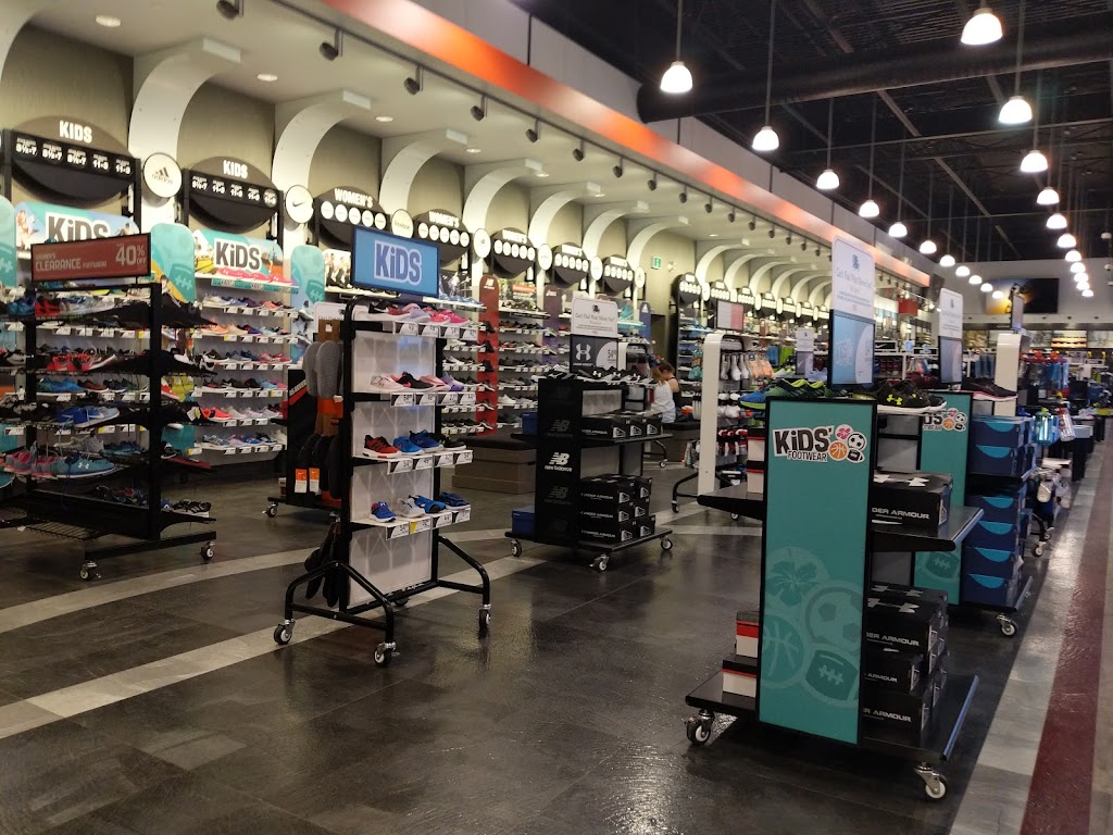 Sport Chek | 1731 Kenaston Blvd UNIT C, Winnipeg, MB R3Y 1V5, Canada | Phone: (204) 275-2775