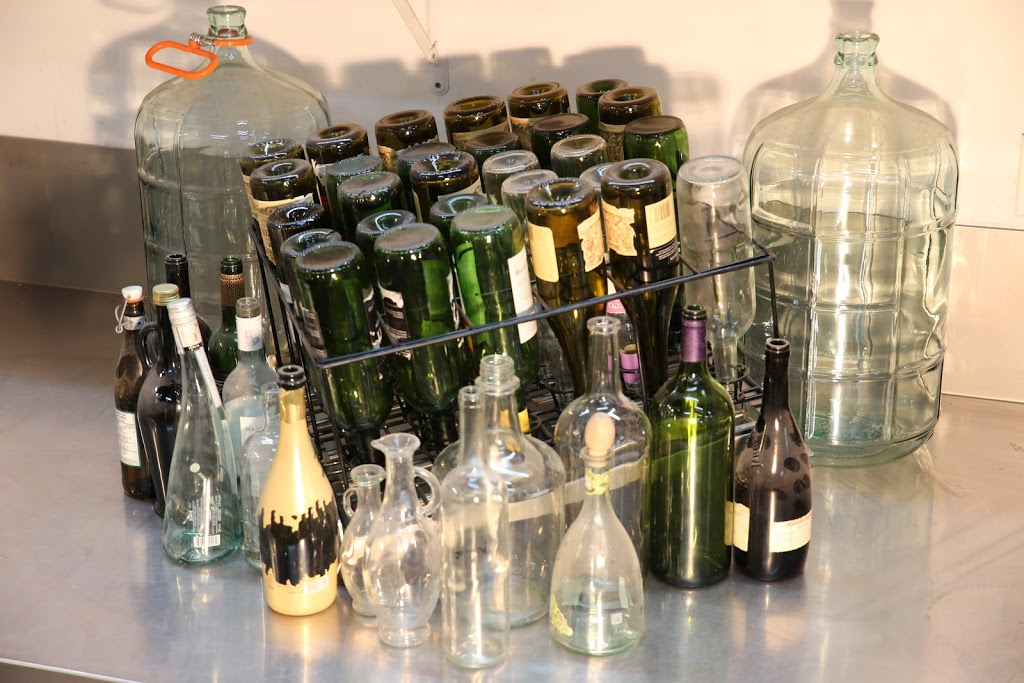 Aquatech-BM Bottle Washing Equipment | 71 Rue J.-A.-Bombardier, Boucherville, QC J4B 8P1, Canada | Phone: (450) 651-0909