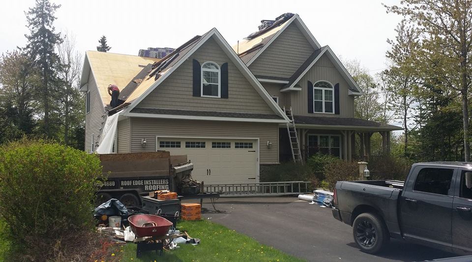 Roof Edge - Residential Asphalt & Metal Roofing Ltd | 11 Will Rogers Rd, Lutes Mountain, NB E1G 2X7, Canada | Phone: (506) 850-4680