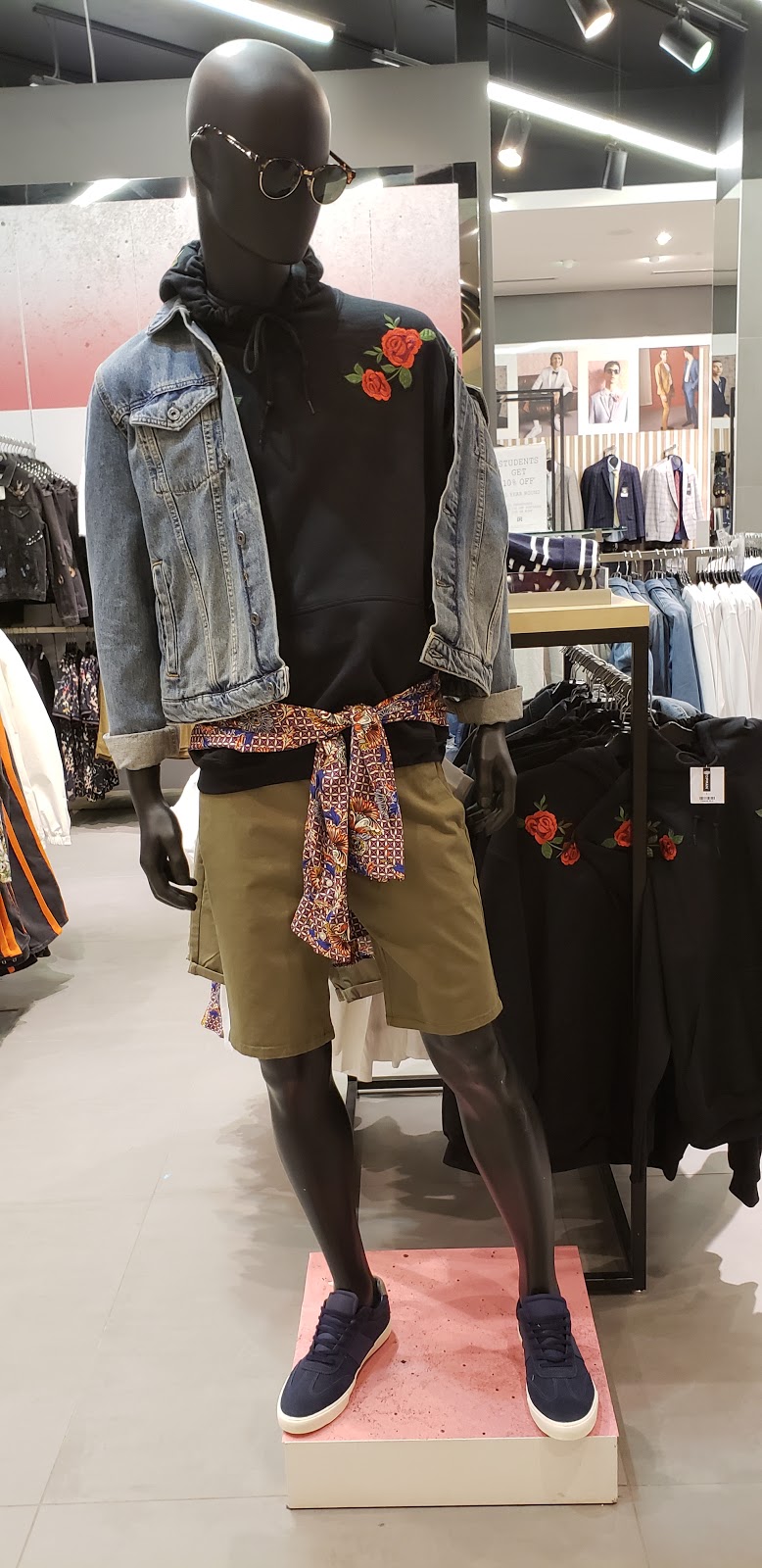 TOPMAN | 3401 Dufferin St, North York, ON M6A 2T9, Canada | Phone: (416) 789-8670