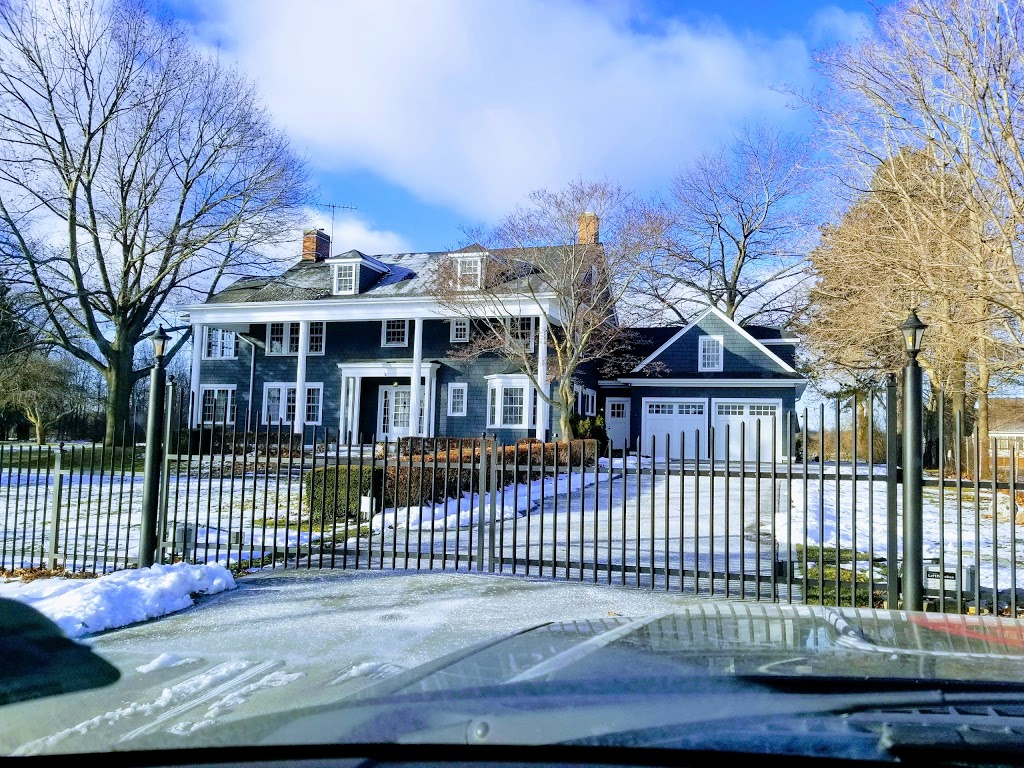 Riverside Park Motel and Campground | 13541 Niagara Pkwy, Niagara Falls, ON L2E 6S6, Canada | Phone: (905) 382-2204