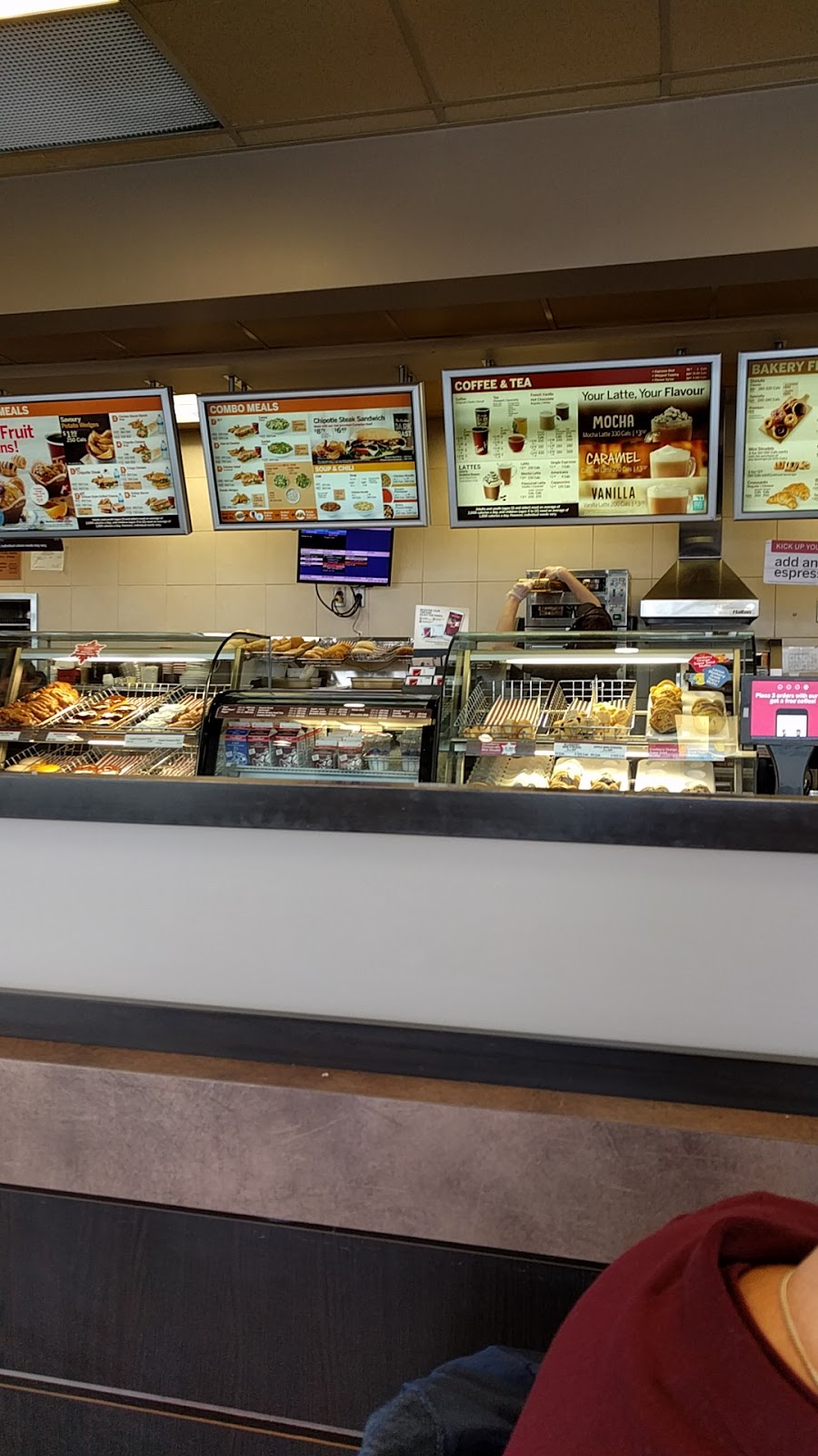 Tim Hortons | 130-136 Kenilworth Ave N, Hamilton, ON L8H 4R8, Canada | Phone: (905) 543-1811