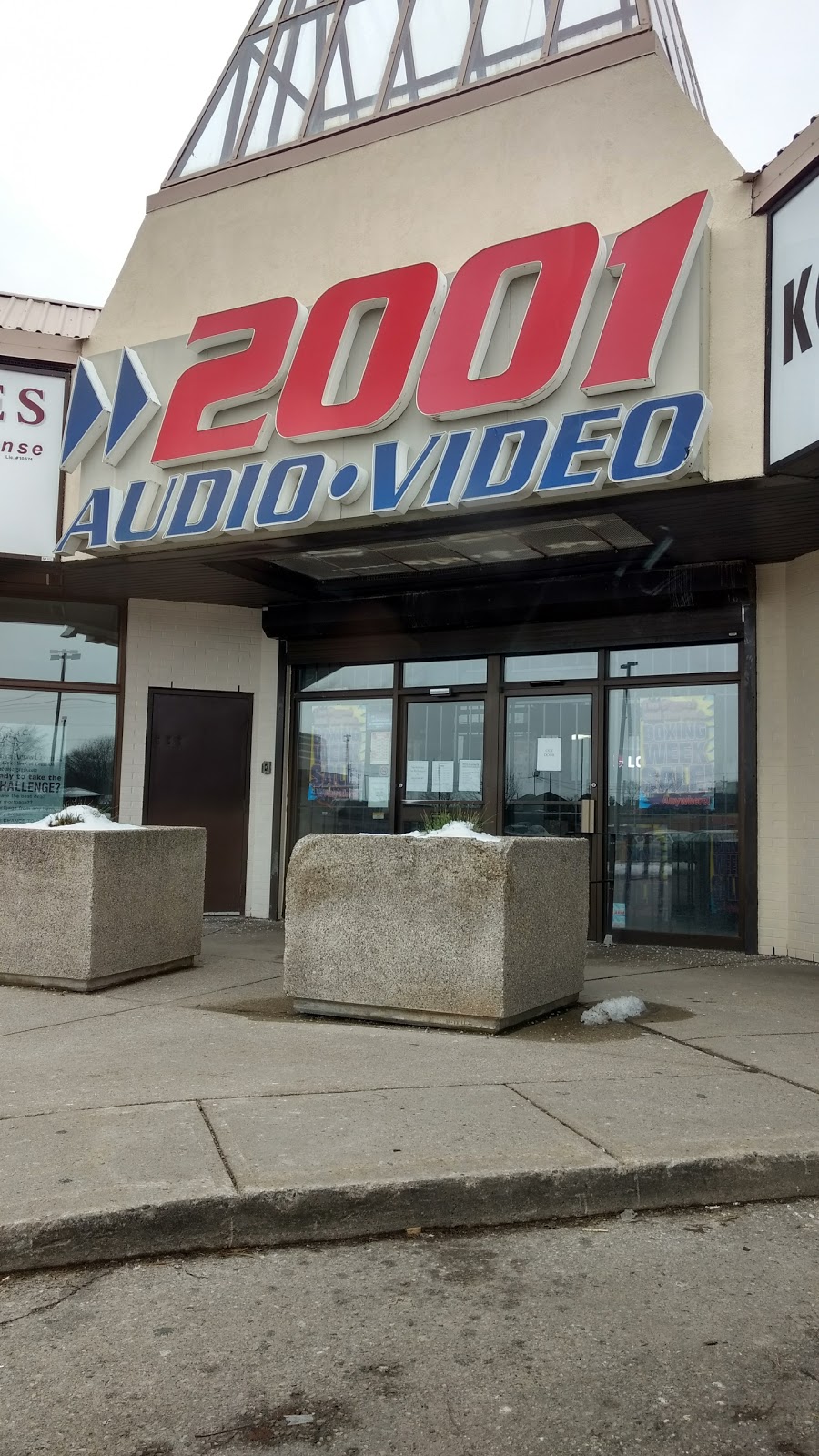 2001 Audio Video | 979 Wellington Rd #18, London, ON N6E 3R5, Canada | Phone: (519) 685-2001