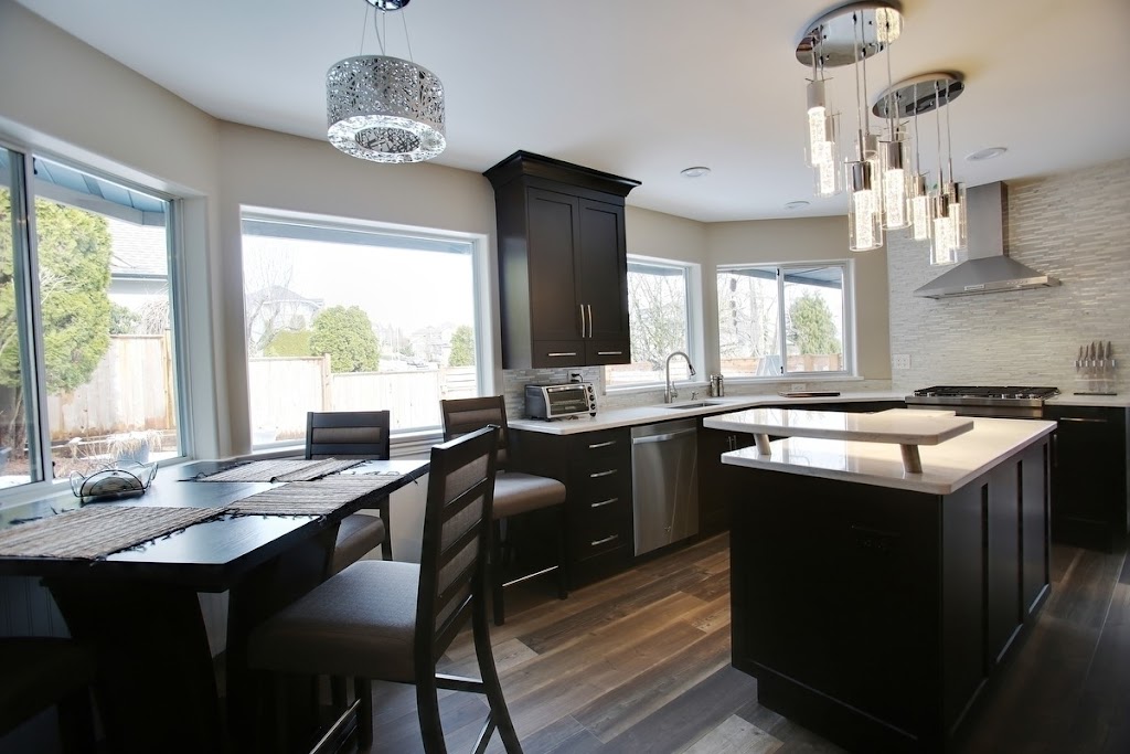 Walton Kitchens | 3033 King George Blvd, Surrey, BC V4P 1B8, Canada | Phone: (604) 535-4122