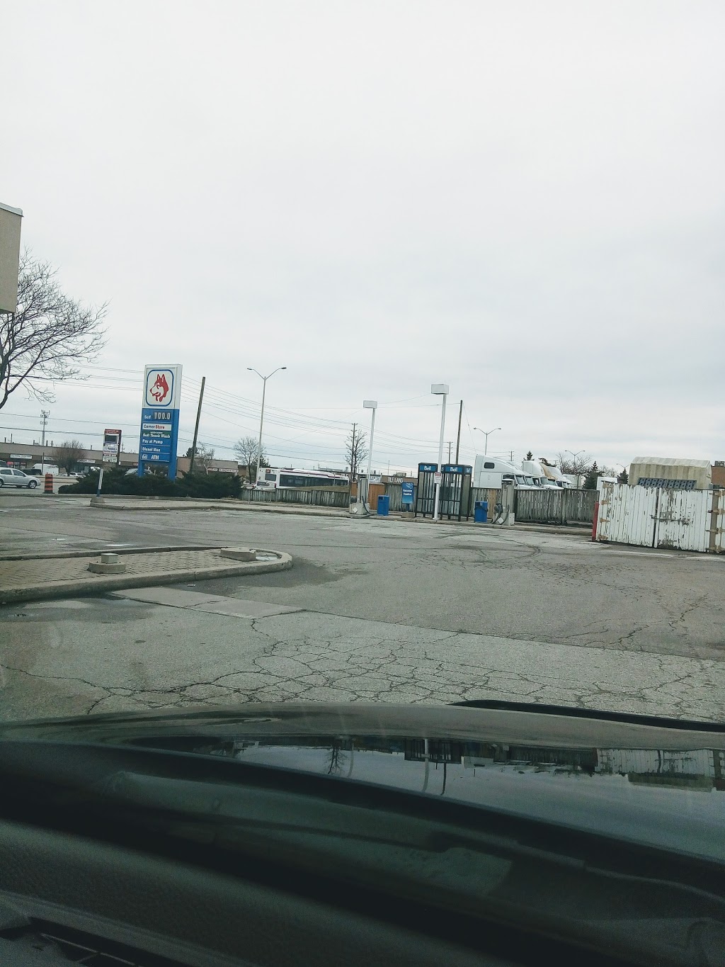 HUSKY | 7998 Dixie Rd, Brampton, ON L6T 4K7, Canada | Phone: (905) 457-1918