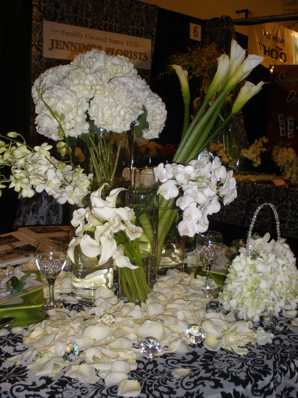 Jennings Florists | 2508 Estevan Ave, Victoria, BC V8R 2S7, Canada | Phone: (250) 477-9538