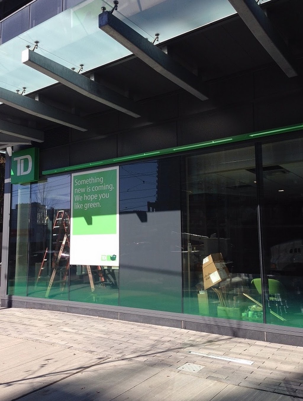 TD Canada Trust Branch and ATM | atm | 510 St Clair Ave W, Toronto, ON M6C 1A2, Canada | 4166533507 OR +1 416-653-3507
