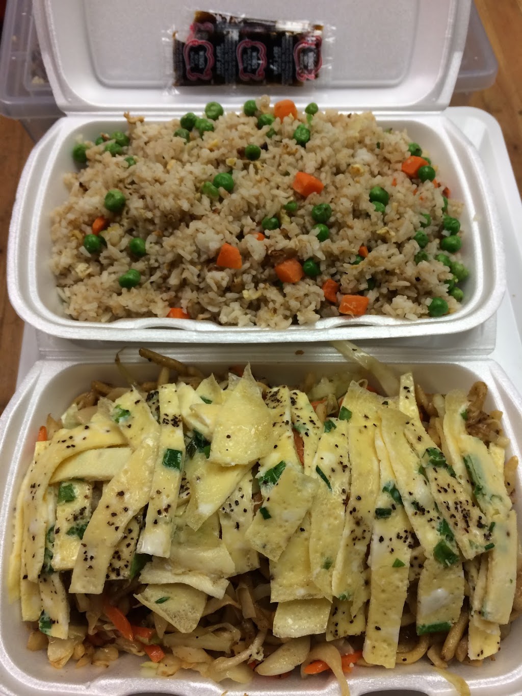 Chau Anns Restaurant | 2218 Ave C North, Saskatoon, SK S7L 5Z2, Canada | Phone: (306) 664-9888