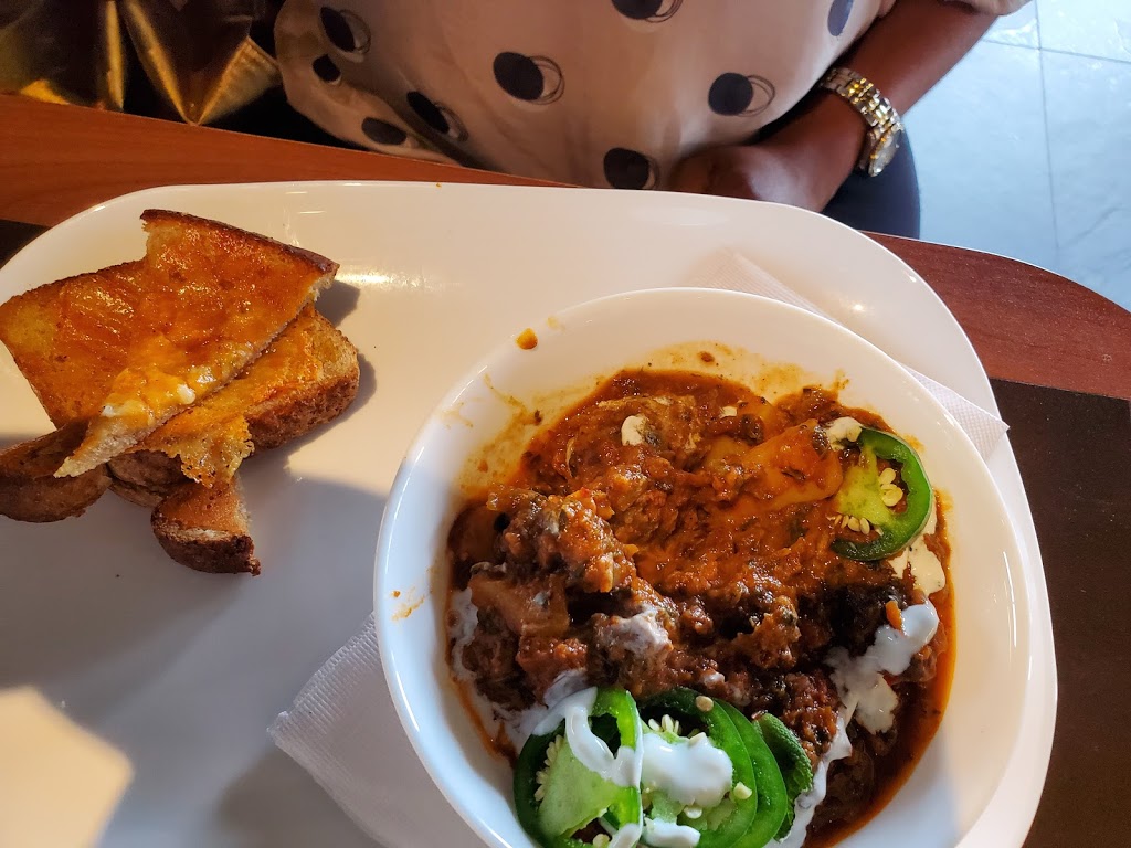 Tabaq Restaurant | 1637 Pettit Rd, Fort Erie, ON L2A 5M4, Canada | Phone: (905) 994-9900