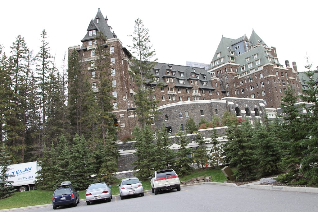 Mountain Galleries at the Fairmont Banff | 405 Spray Ave, Banff, AB T1L 1A9, Canada | Phone: (403) 760-2382