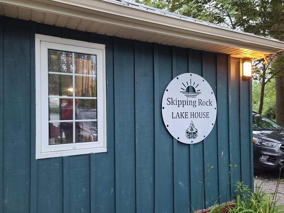 Skipping Rock Lake House | 13 Orchard Ln, Selkirk, ON N0A 1P0, Canada | Phone: (905) 975-6700