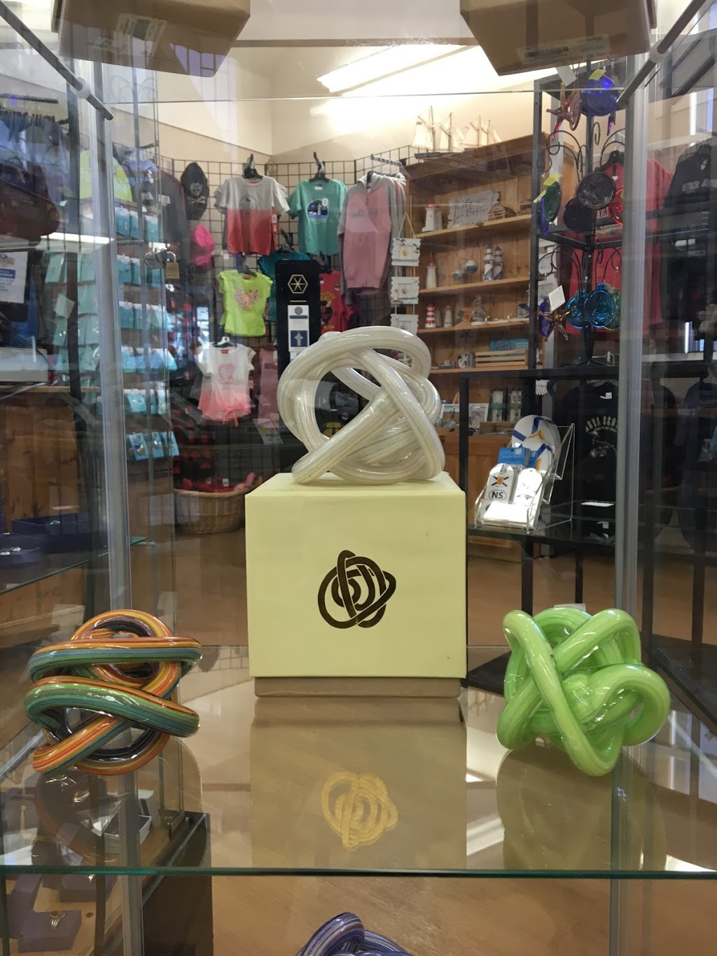 Nova Scotia Visitor Gift Shop | Cumberland Loop, Amherst, NS B4H 3Y5, Canada | Phone: (902) 667-2832