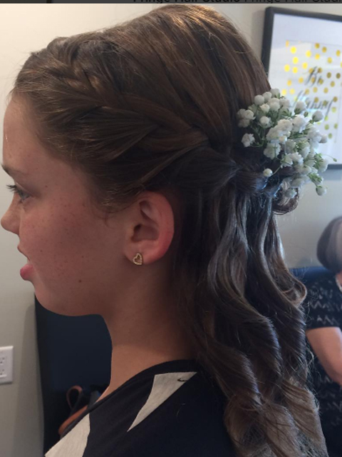Fringe Hair Studio | 3053 Highland Blvd, North Vancouver, BC V7R 2X4, Canada | Phone: (604) 990-0225
