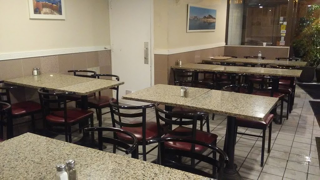 Restaurant Danis Pizzeria | 7669 Rue Centrale, LaSalle, QC H8P 1L4, Canada | Phone: (514) 363-2470