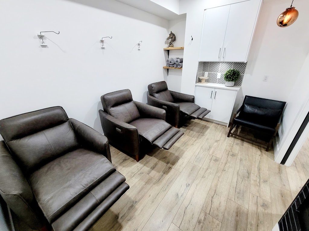 Recharge IV Lounge @ Manhas Medical Center | 1106 Austin Ave #101, Coquitlam, BC V3K 3P5, Canada | Phone: (604) 937-5953