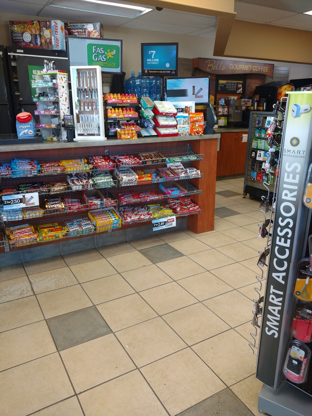 Fas Gas Plus | 1821 Broadway Ave, Saskatoon, SK S7H 2B6, Canada | Phone: (306) 956-1112