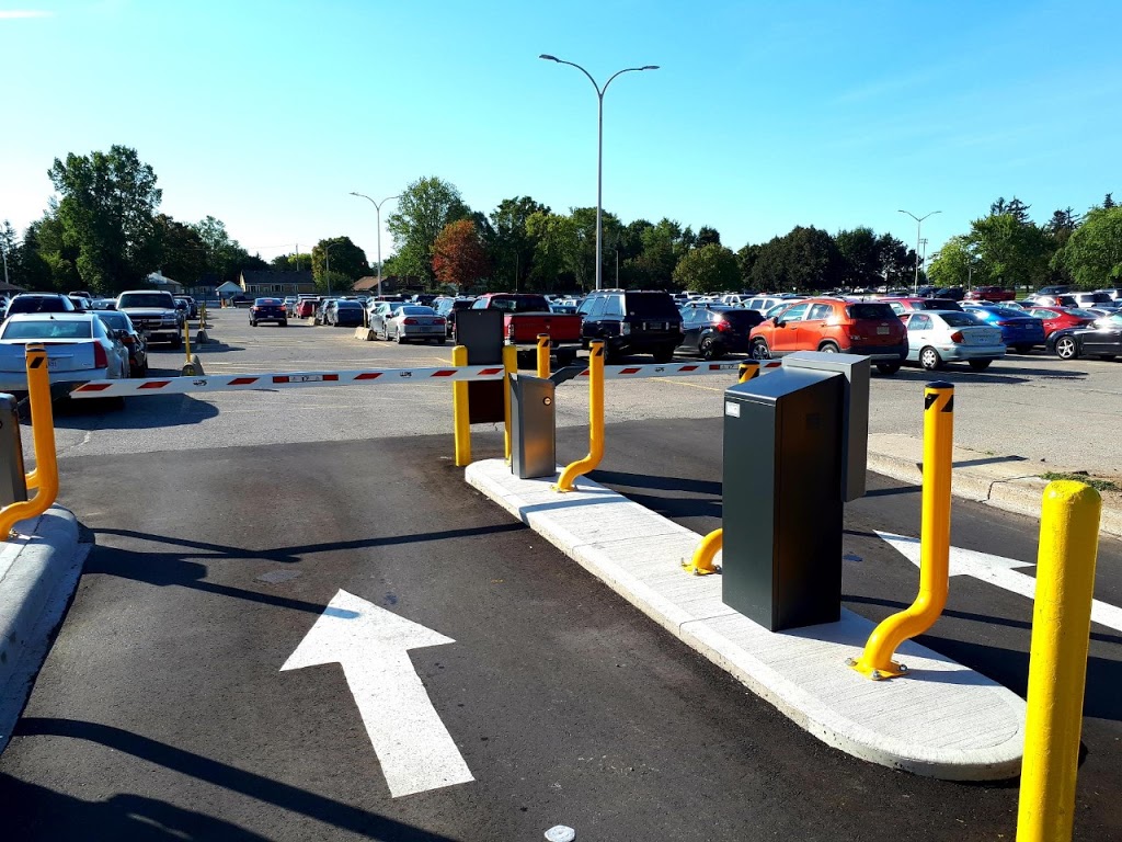 Fanshawe College - Parking Lot 5 | 1001 Fanshawe College Blvd, London, ON N5V 2A5, Canada | Phone: (519) 452-4430