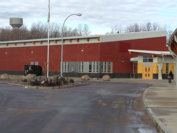 Mizhakiiwetung Memorial School | Wabaseemoong Indian Reserve, Kenora, Unorganized, ON P0X 1P0, Canada | Phone: (807) 927-2062