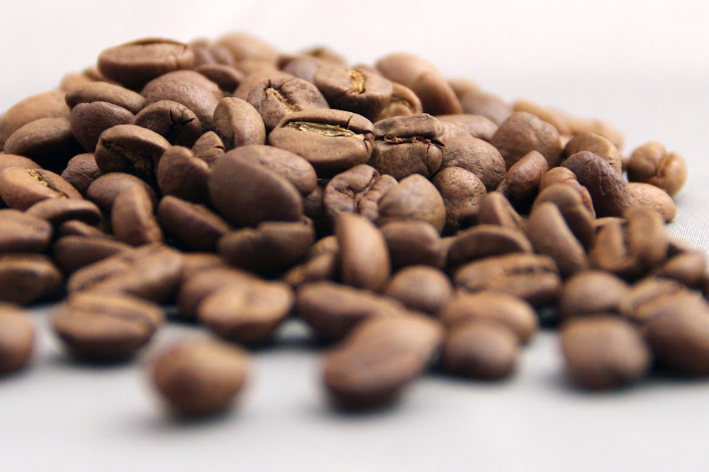 Kienna Coffee Roasters | 4049 74 Ave SE, Calgary, AB T2C 2H9, Canada | Phone: (403) 444-9300
