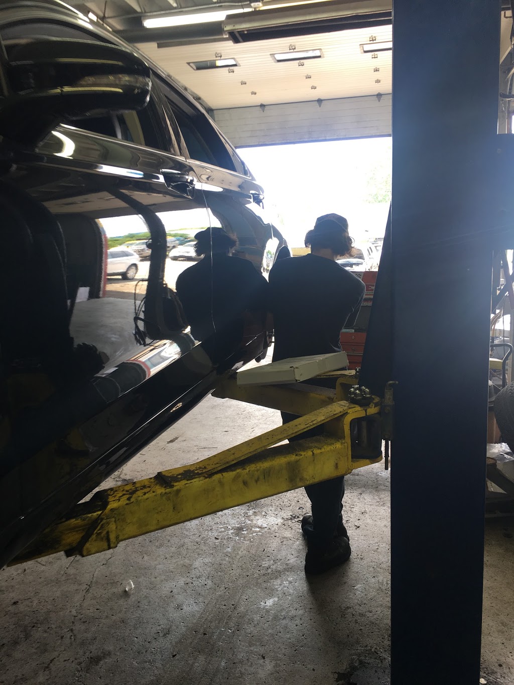 Just Better Service | 1420 S Cameron Blvd, Windsor, ON N9B 3C8, Canada | Phone: (519) 915-5222