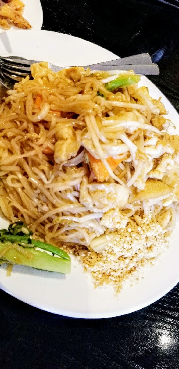 Red Chilli Thai | 1266 Danforth Ave, Toronto, ON M4J 1M6, Canada | Phone: (647) 348-3028