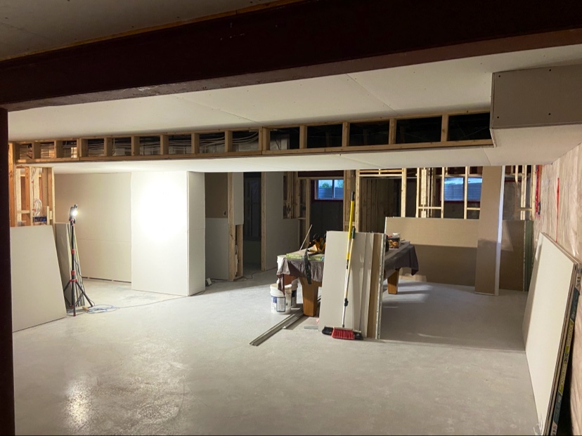Roblin Drywall | 3561 County Rd 4, Newburgh, ON K0K 2S0, Canada | Phone: (613) 328-6263