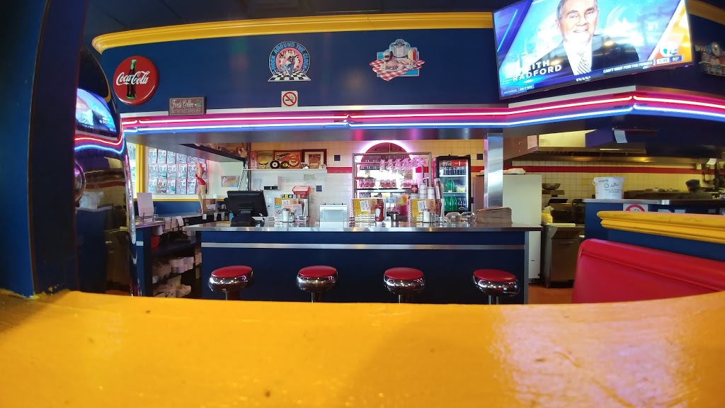 Wimpys Diner | 771 Queenston Rd, Hamilton, ON L8G 1A1, Canada | Phone: (905) 560-3777