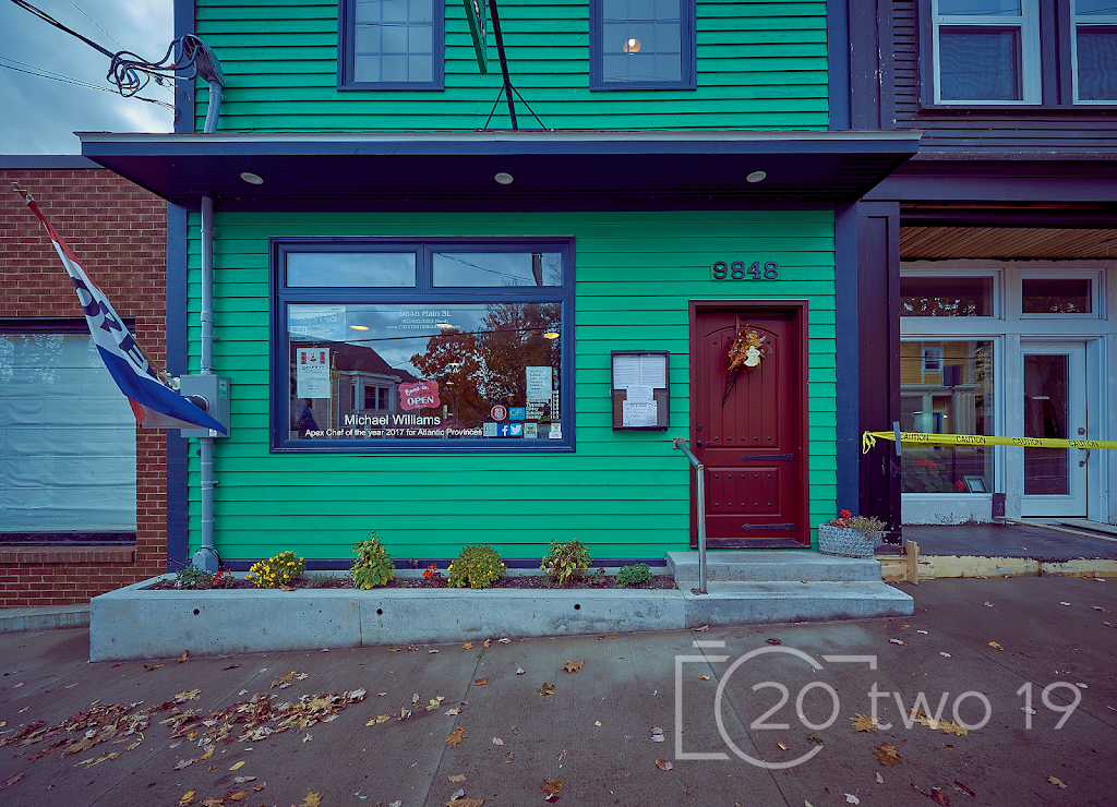 Crystanys Brasserie | 9848 Main St, Canning, NS B0P 1H0, Canada | Phone: (902) 582-3663
