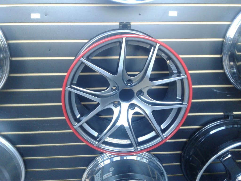Revolution Wheel & Tire | 215 Mapleview Dr E, Barrie, ON L4N 9H3, Canada | Phone: (705) 719-4500