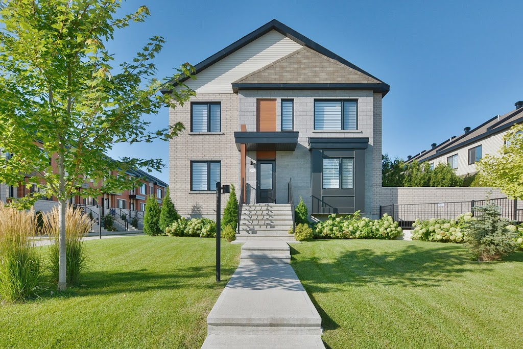 Mélanie St-Pierre Courtière en Immobilier Sutton Synergie | 995 R. Maher Bureau #203, Saint-Jérôme, QC J5L 1Y2, Canada | Phone: (514) 290-8092