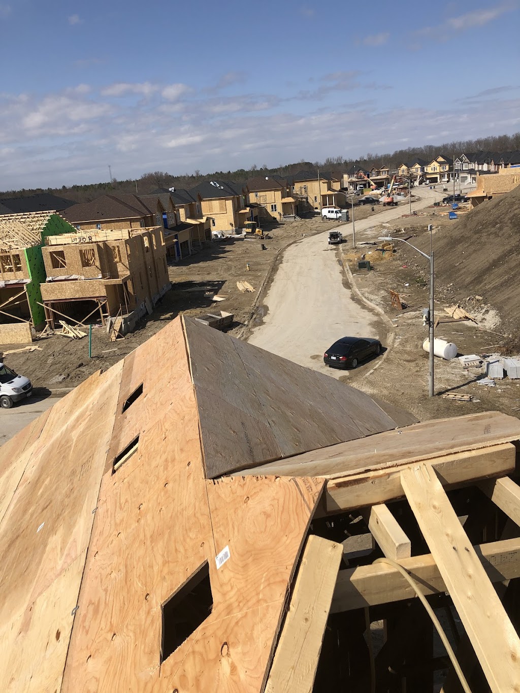 Aimz Framing | 21 Kalmar Crescent, Richmond Hill, ON L4E 3Z3, Canada | Phone: (289) 380-6300