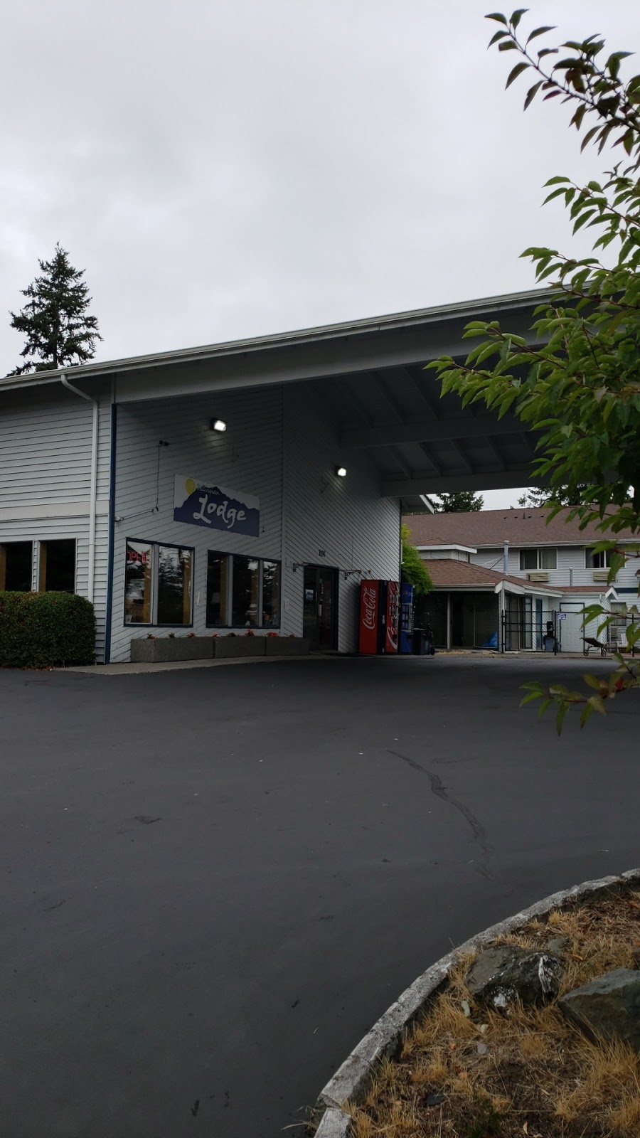 Bellingham Lodge | 101 N Samish Way, Bellingham, WA 98225, USA | Phone: (360) 733-8280