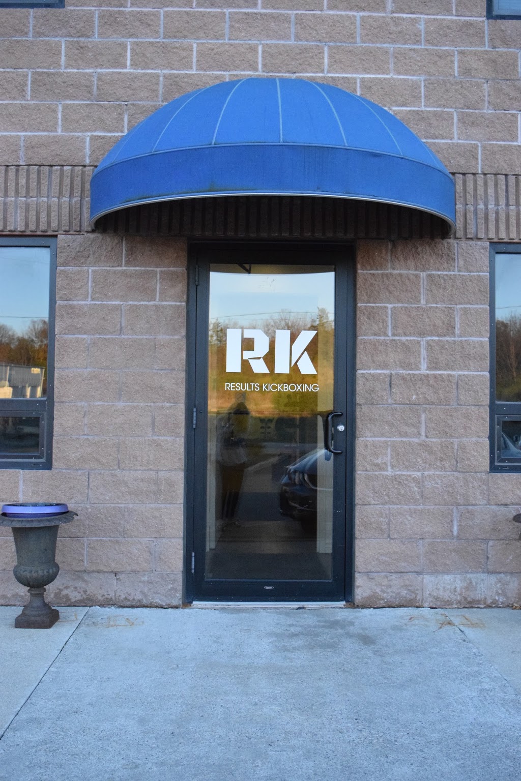 Results Kickboxing | 1131 Invicta Dr #5, Oakville, ON L6H 4M1, Canada | Phone: (905) 691-4103