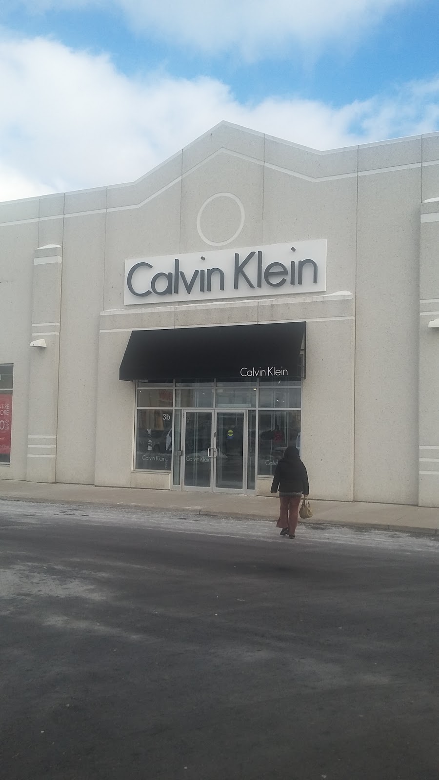 Calvin Klein Outlet - 775 Britannia Rd W #3B, Mississauga, ON L5V 2Y1,  Canada