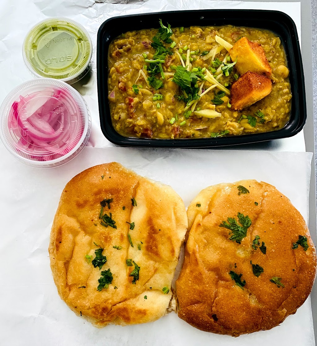Delhi Food Hub ....by a Delhiite | 2490 Hibiscus Dr, Pickering, ON L1X 2R2, Canada | Phone: (647) 354-7047