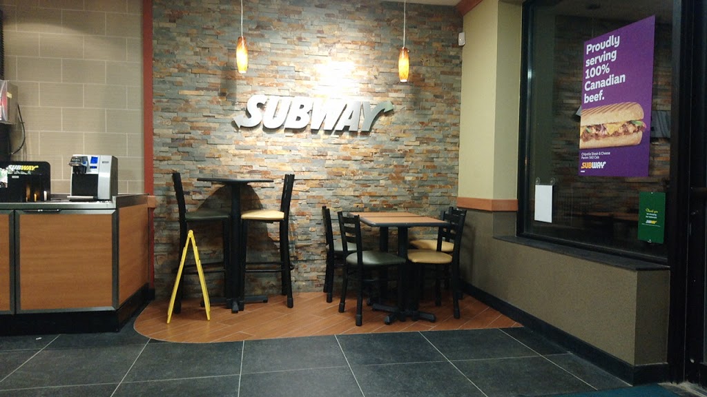 Subway | Sharon Plaza, 19101 Leslie St #4, Sharon, ON L0G 1V0, Canada | Phone: (905) 478-7999