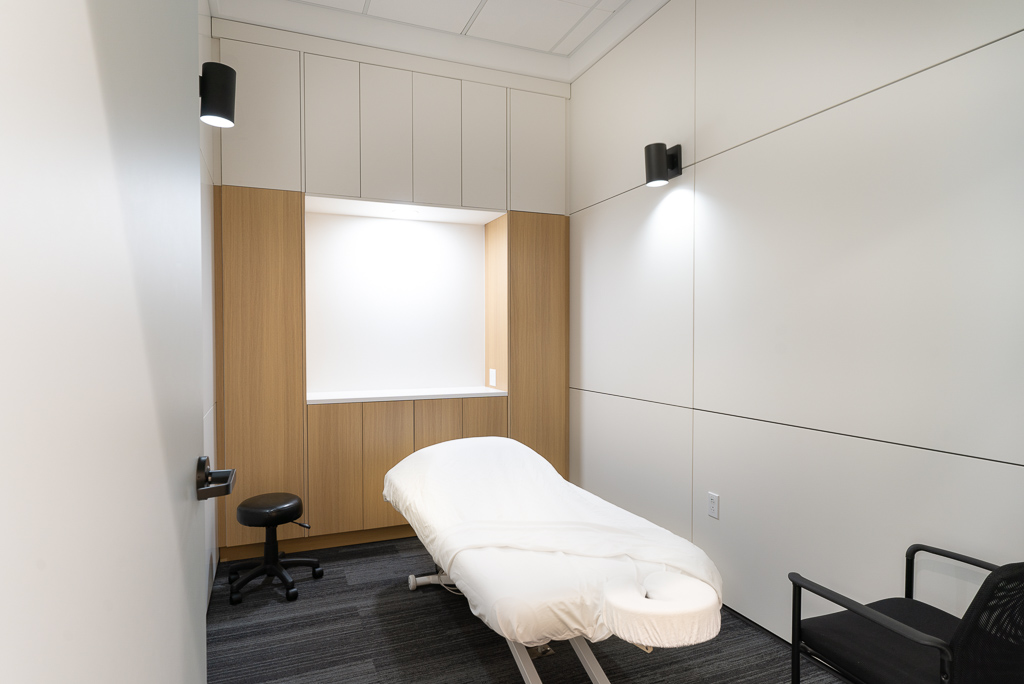 Active Sports Therapy Westman Village | 148 Mahogany Centre SE, Calgary, AB T3M 2X9, Canada | Phone: (403) 278-1405