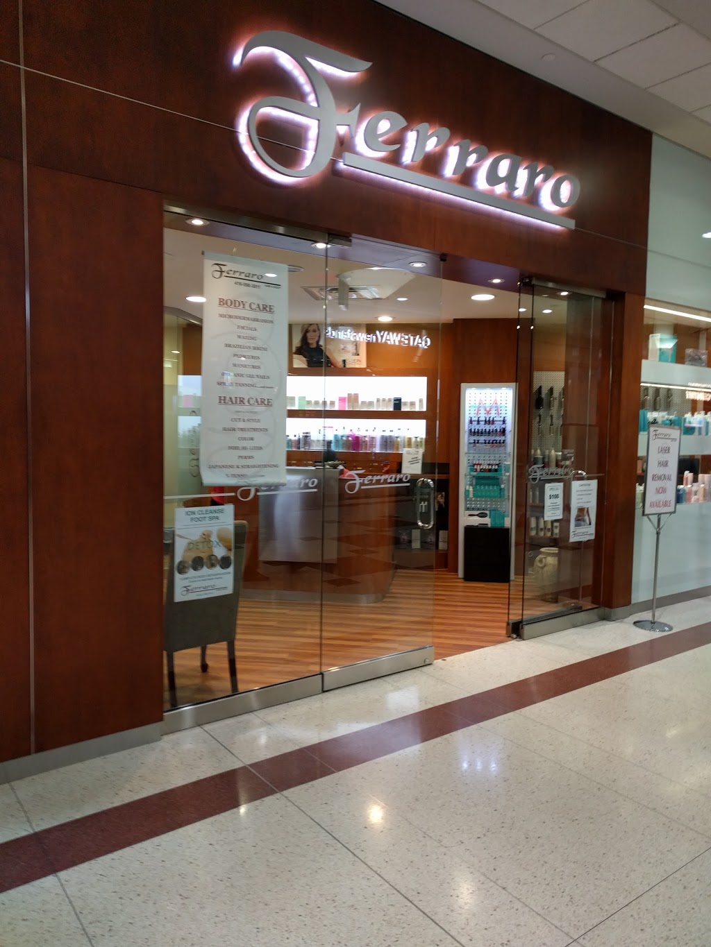 Ferraro Salon | 200 Wellington St W, Toronto, ON M5V 3C7, Canada | Phone: (416) 598-3911