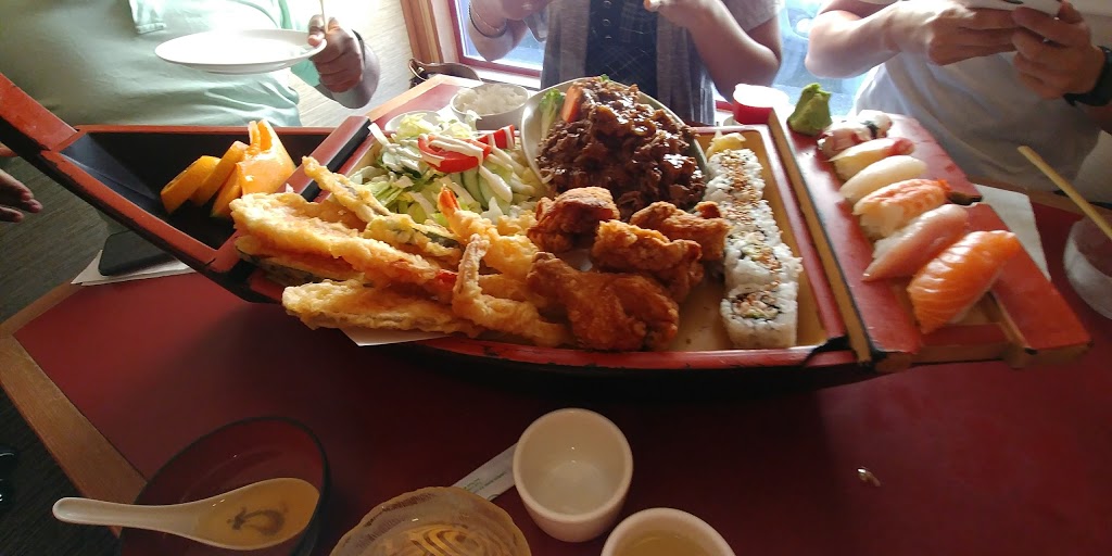 Yoshi Sushi | 771 Vernon Ave, Victoria, BC V8X 5A7, Canada | Phone: (250) 475-3900