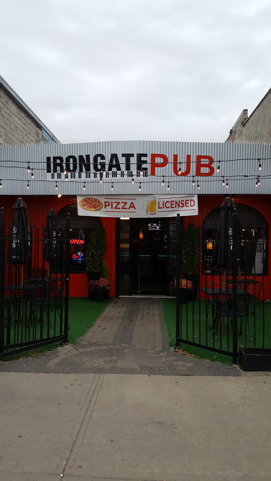 Big Foot Pub | 12430 118 Ave NW, Edmonton, AB T5L 2K4, Canada | Phone: (780) 455-1617