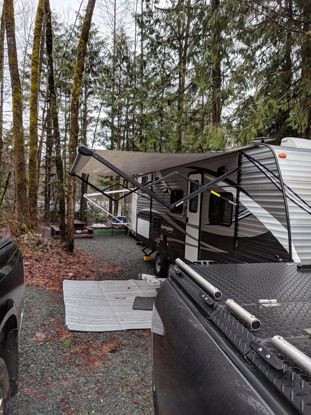 Tamihi Creek Campground | Chilliwack Lake Rd, Chilliwack, BC V0X 1X0, Canada | Phone: (604) 824-0576