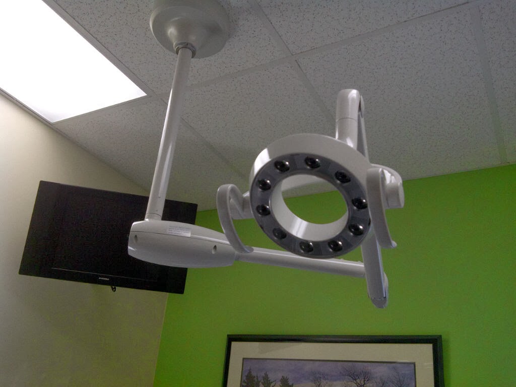 Uxbridge Family Dentistry | 2 Elgin Park Dr Unit A, Uxbridge, ON L9P 0B1, Canada | Phone: (905) 852-1818