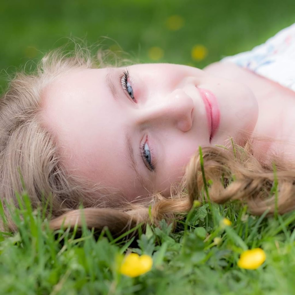 A Click Away Photography & Media | 216 Elizabeth St, Thamesford, ON N0M 2M0, Canada | Phone: (519) 619-5441