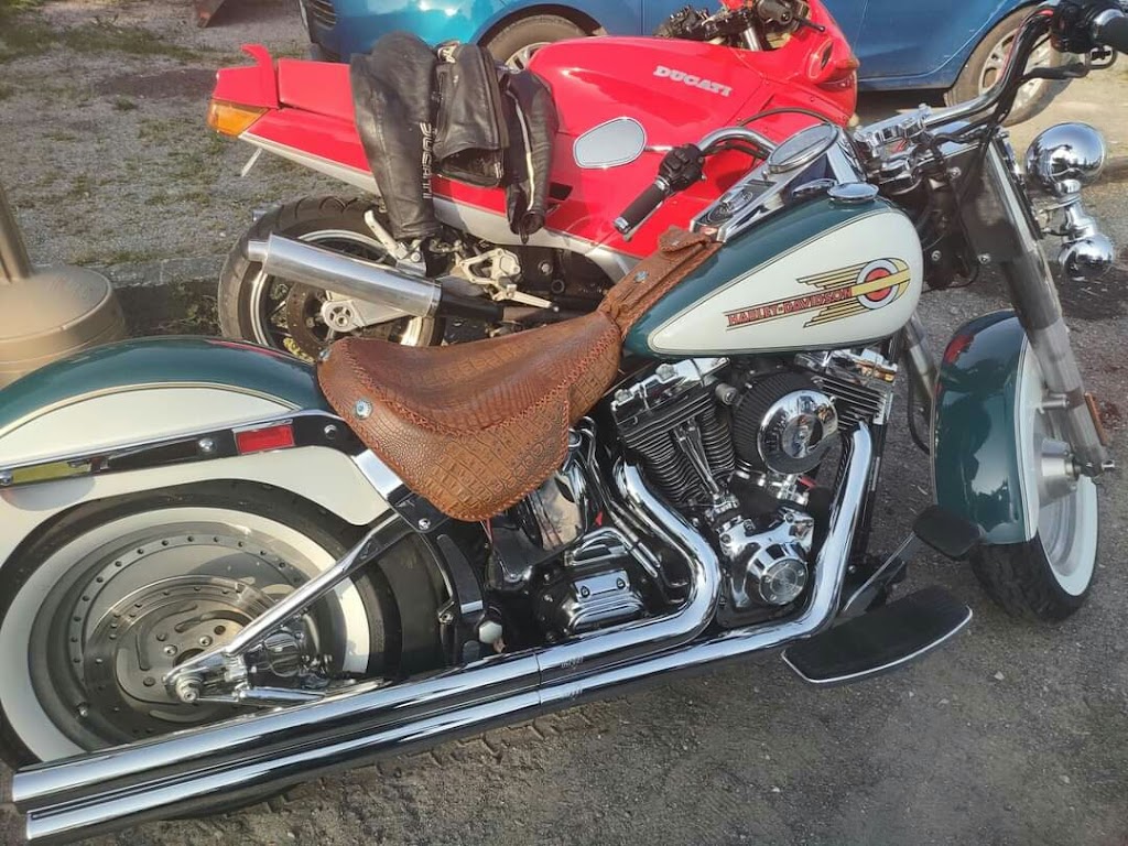 Grand-Dads Kustomz and U-Haul Authorized Dealer | 426 Main St E, Dunnville, ON N1A 2Y7, Canada | Phone: (365) 661-5121