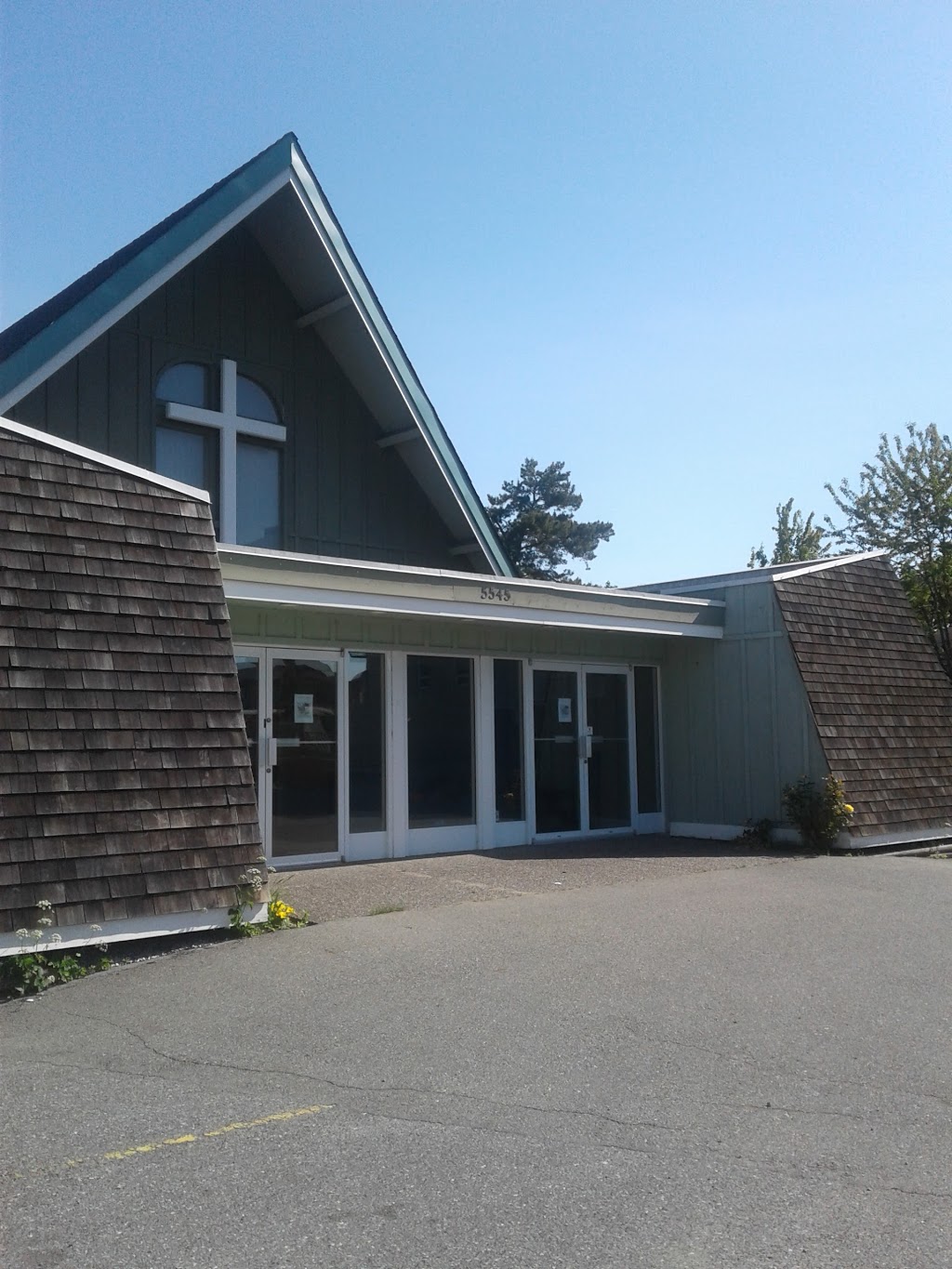 Lighthouse Church Ladner | 5545 Ladner Trunk Rd, Delta, BC V4K 1X1, Canada | Phone: (604) 946-4430