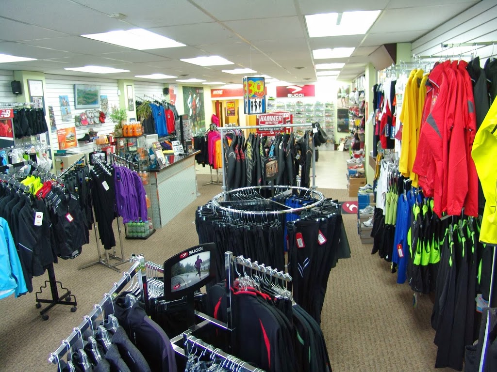 Neworld Runners and Triathlon | 564 Plains Rd E, Burlington, ON L7T 2E5, Canada | Phone: (905) 333-0514