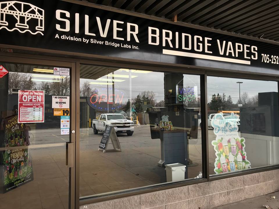 Silver Bridge Vapes | 353 Duckworth St Unit #3, Barrie, ON L4M 5C2, Canada | Phone: (705) 252-2777