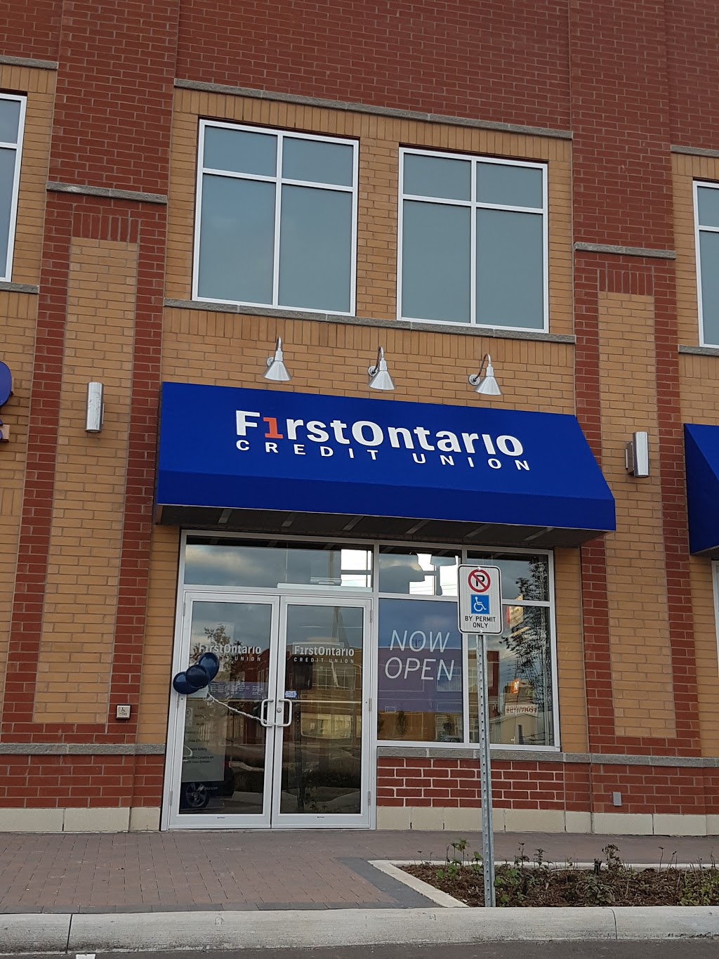 FirstOntario Credit Union | 505 Dundas St W, Oakville, ON L6M 1L9, Canada | Phone: (905) 844-8711